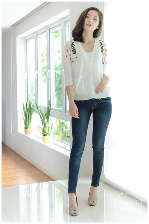 NO010 Ivy Shoulder Light Cardigan – Off-White - Image 3