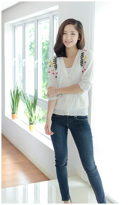 NO010 Ivy Shoulder Light Cardigan – Off-White - Image 4