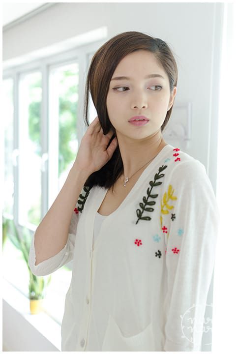 NO010 Ivy Shoulder Light Cardigan – Off-White - Image 6