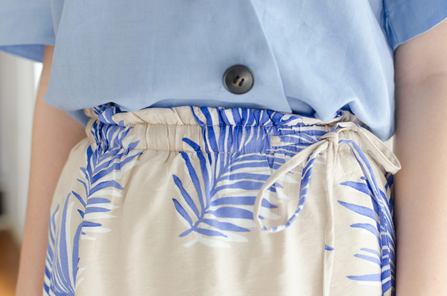 Alternative view of NK040 Palm Leaf Maxi Skirt – Cream