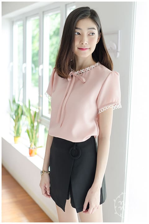 NT852 Ring Collar Blouse – Faded Pink - Image 5
