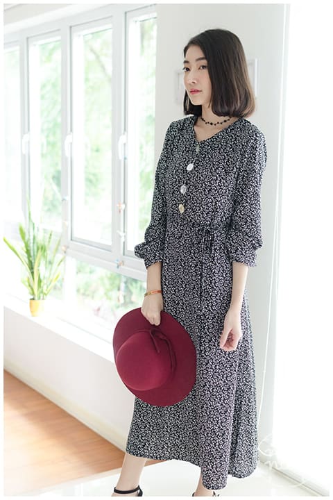 ND098 Button Floral Maxi Dress – Black - Image 6