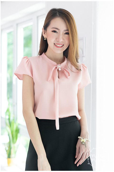NT1409 Bow Collar Blouse with Brooch – Pink