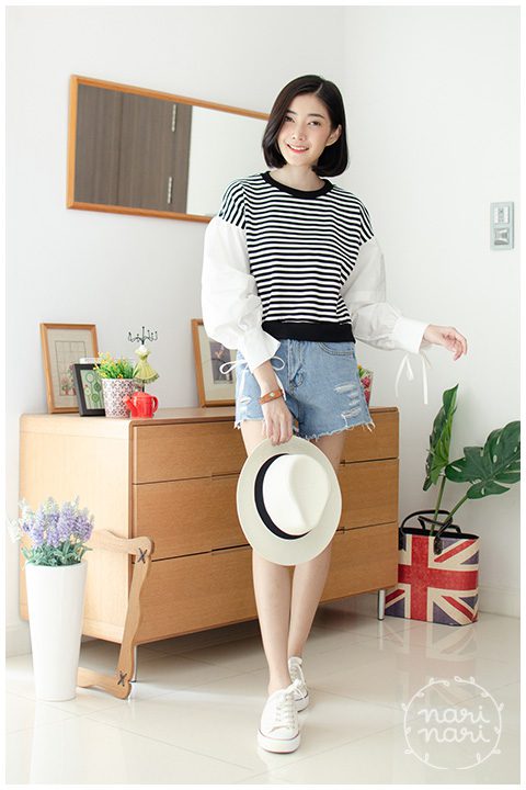 NT1434 Puff Sleeve Striped Crop Top – Black and White - Image 4