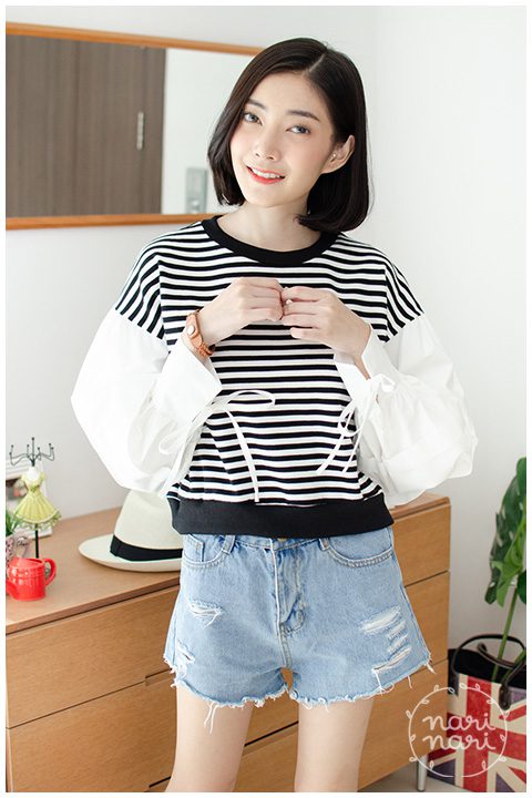 NT1434 Puff Sleeve Striped Crop Top – Black and White - Image 8