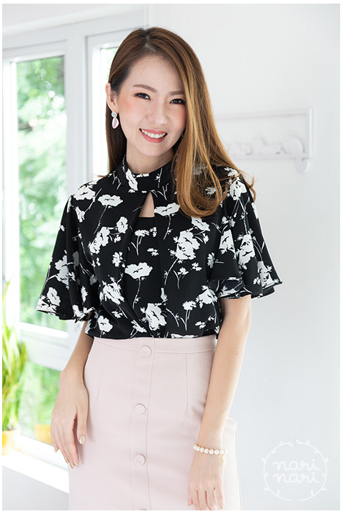 NT1860 Butterfly Sleeve Front Cut Blouse – Black - Image 7