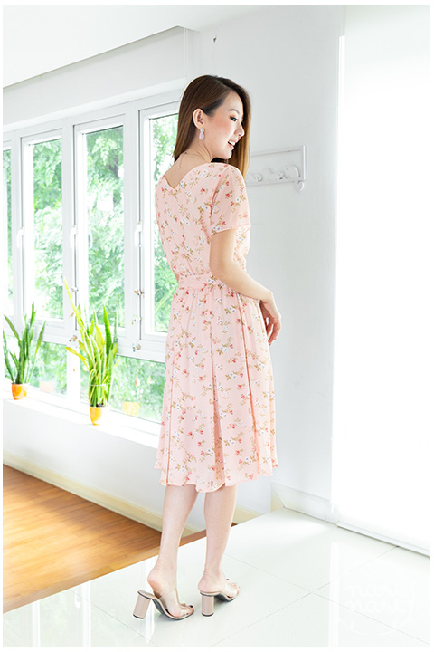 ND246 Camellia Short Sleeve Dress – Light Pink - Image 8