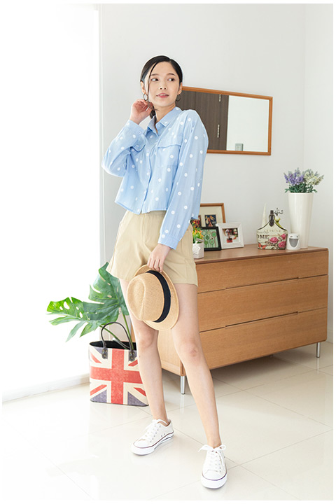 NT1886 Long Sleeve Dot Crop Top – Light Blue - Image 3