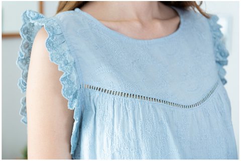 Alternative view of NT2044 Lace Line Sleeveless Blouse – Faded Blue