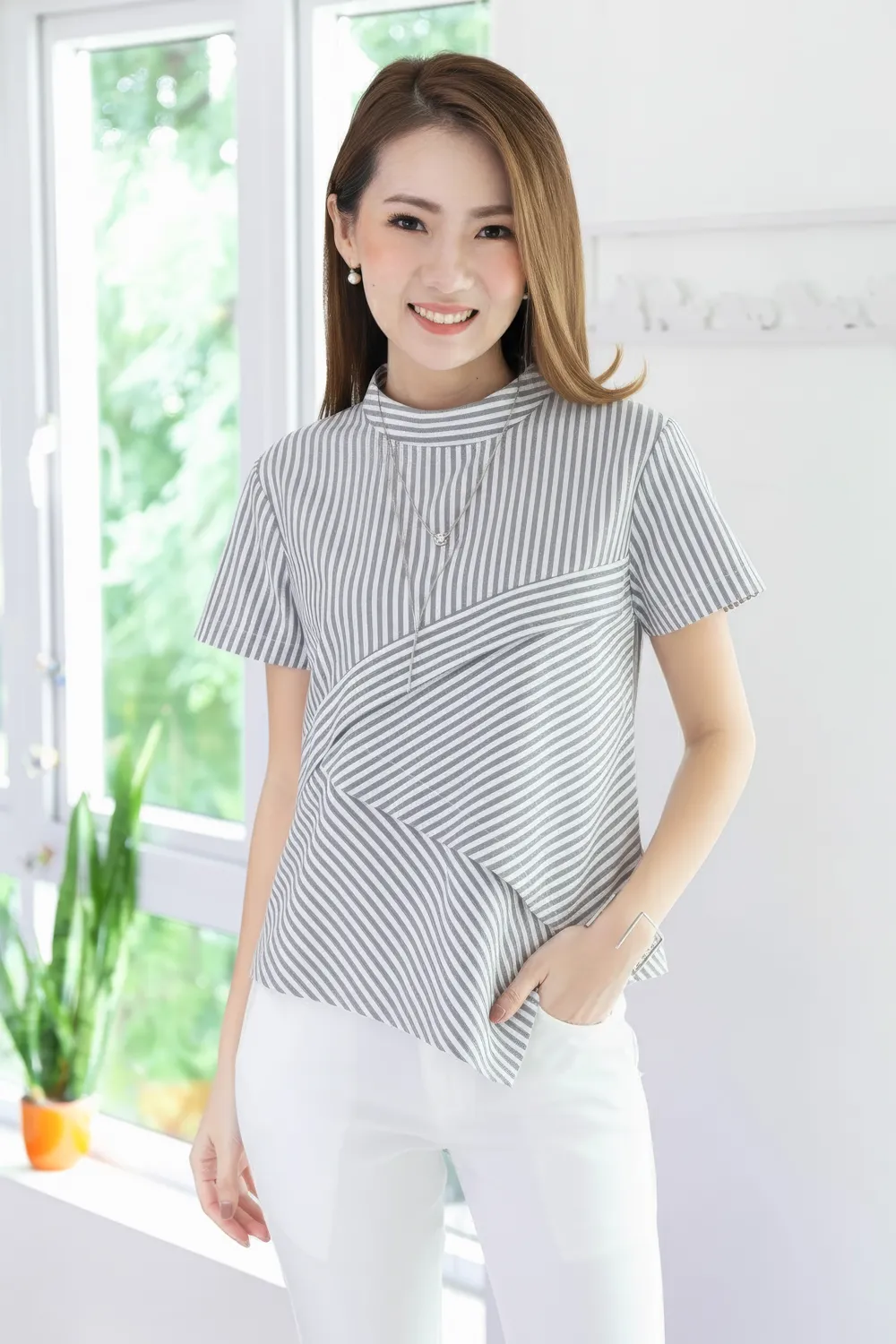 NT1746 Slope Stripe Cotton Blouse – Grey