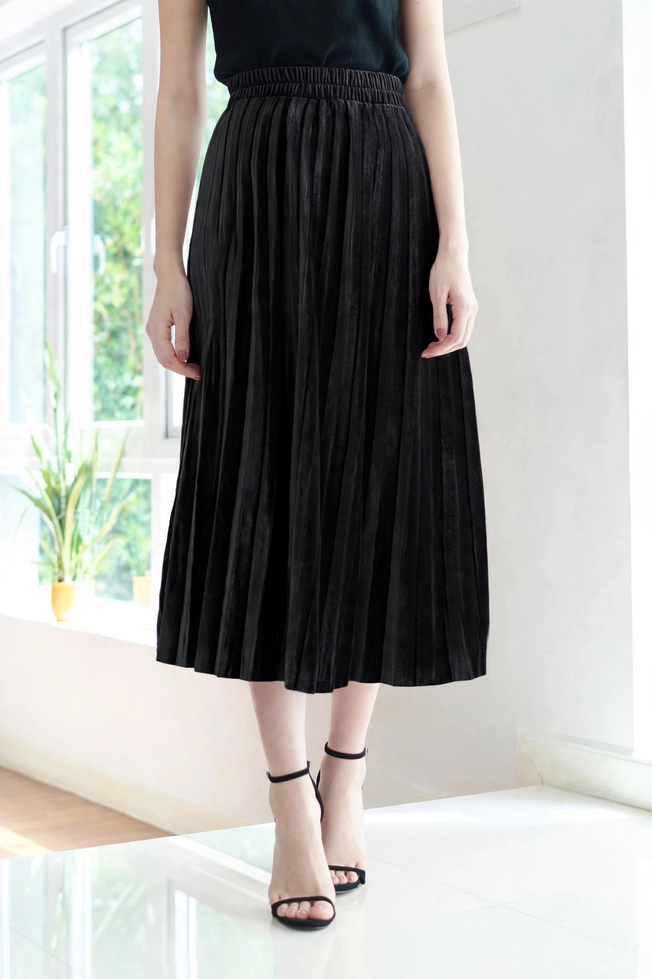 NK086 AW Pleated Skirt – Black