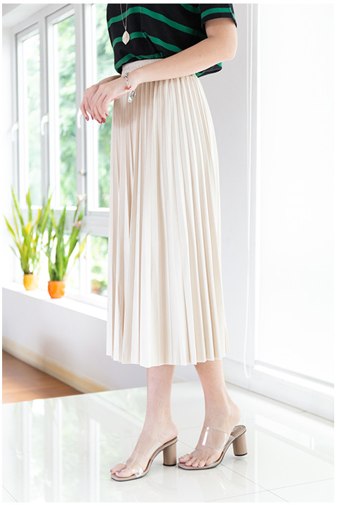 NK086 AW Pleated Skirt – Cream - Image 3