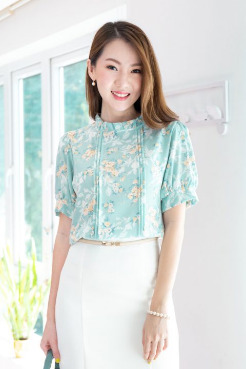 MT0404 Ruff Collar Balloon Sleeve Blouse – Light Green
