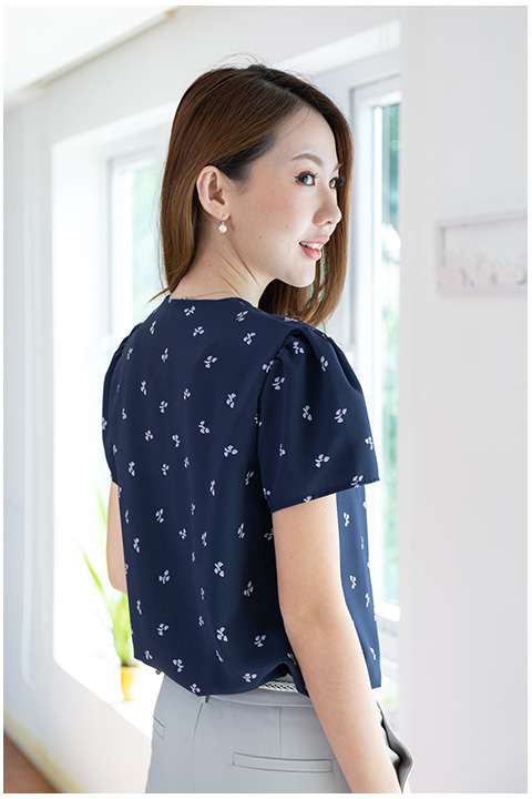 MT0601 V-Collar Floral Blouse – Navy - Image 7