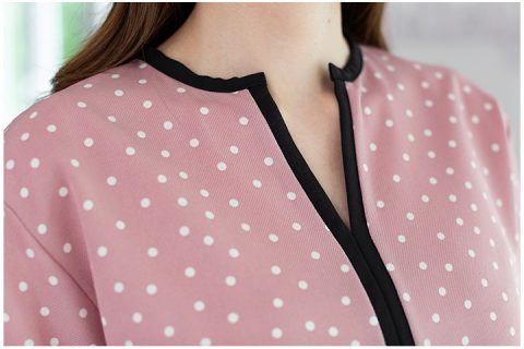 Alternative view of MN0115 Dot Black Hem Top – Pink