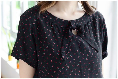 Alternative view of MT2001 Keyhole Neck Cherry Blouse – Black