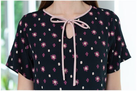 Alternative view of MT3201 Bow Neckline Floral Blouse – Black