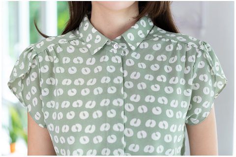 Alternative view of MN0222 Cashew Petal Sleeve Shirt – Pistachio Green