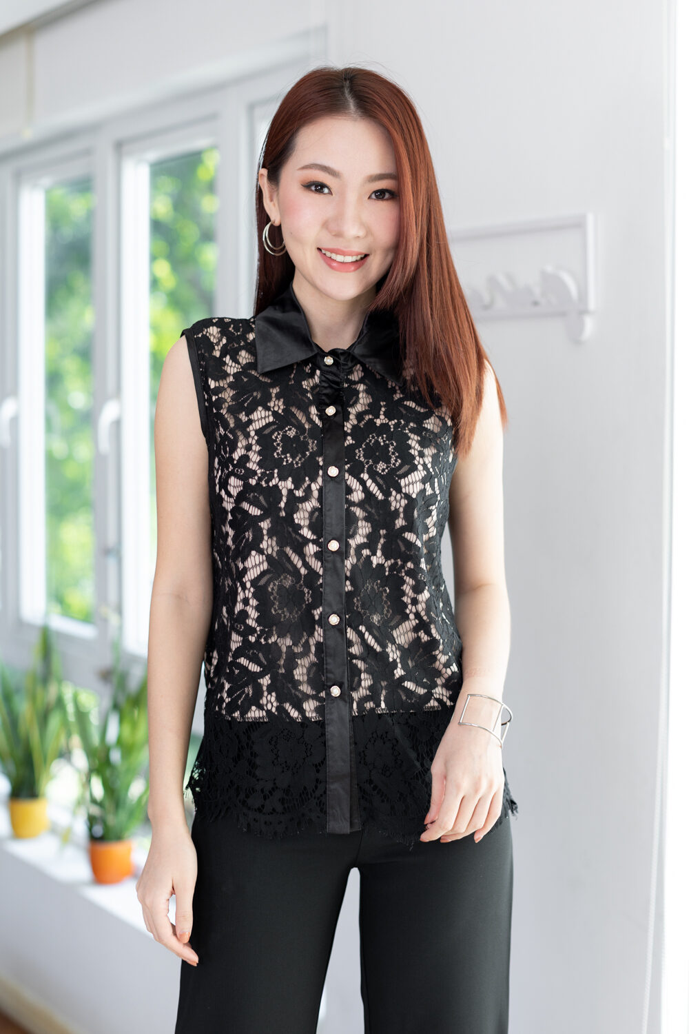 NT2398 Lace Sleeveless Shirt – Black - Image 7