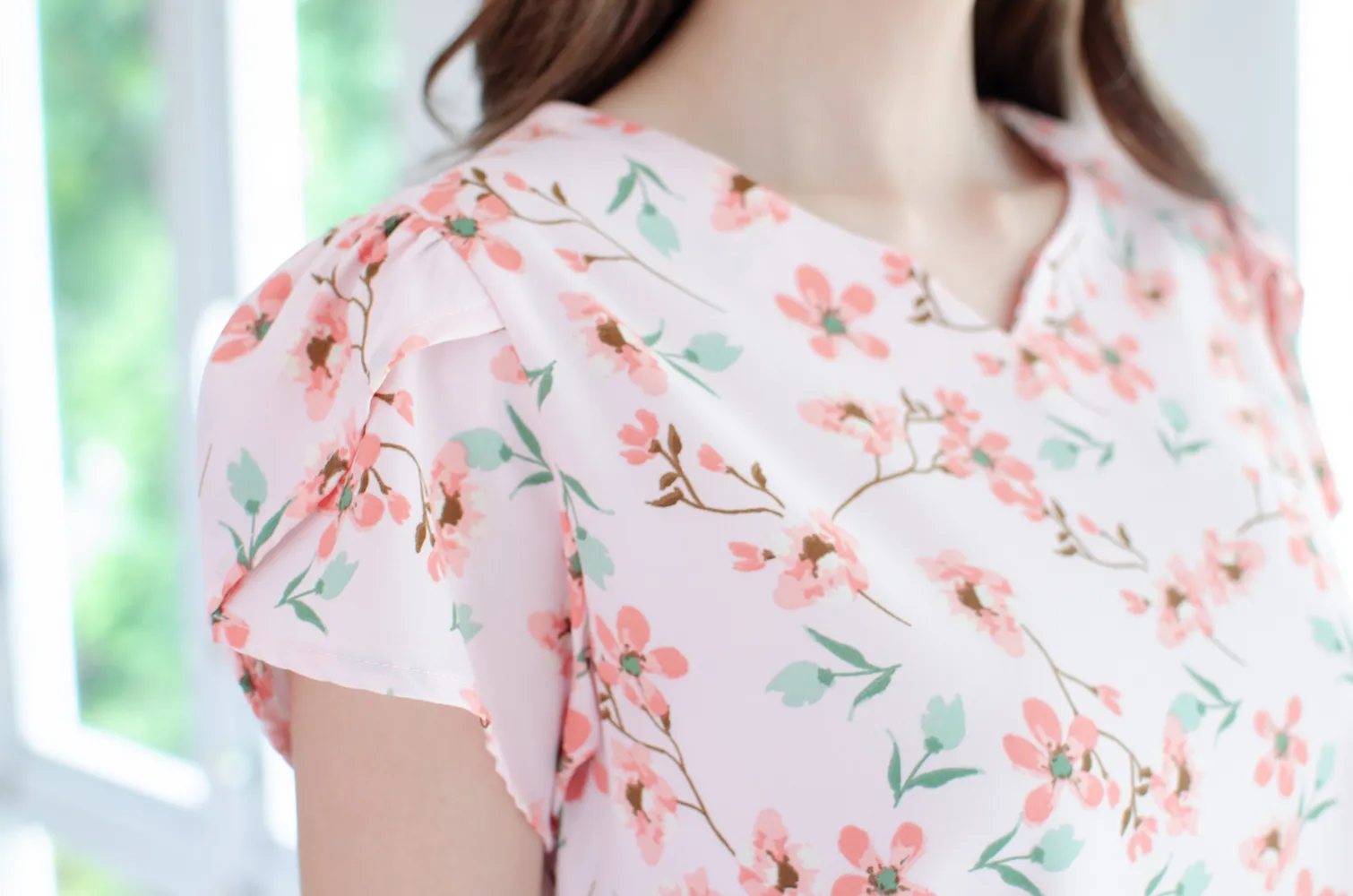 MT0202 Blossom Petal Sleeve Blouse – Pink - Image 3