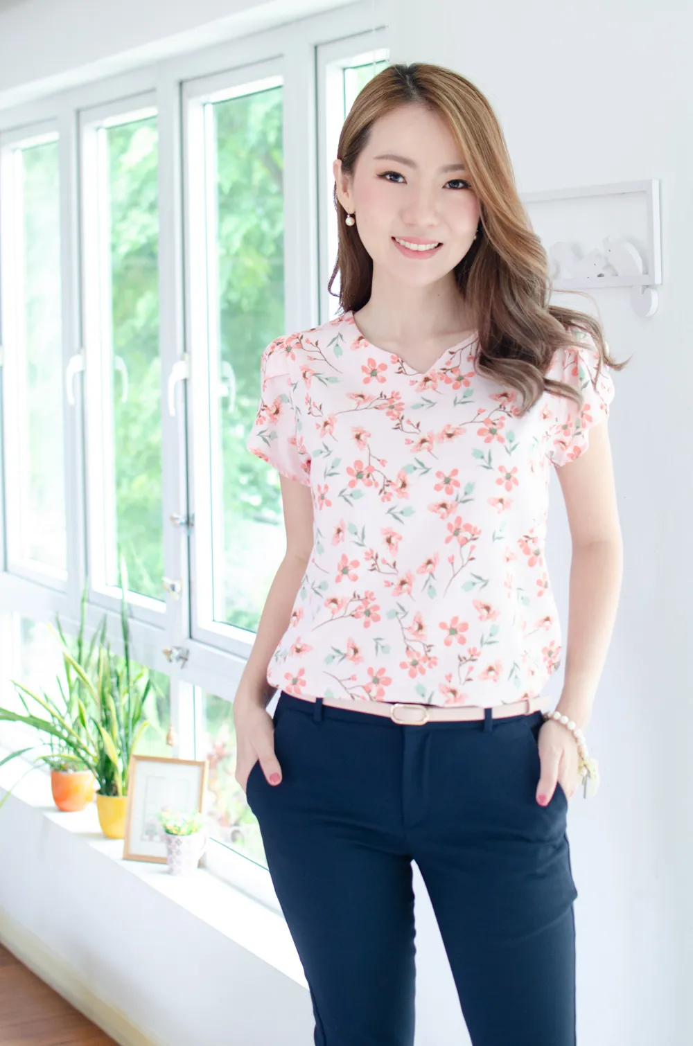MT0202 Blossom Petal Sleeve Blouse – Pink - Image 6