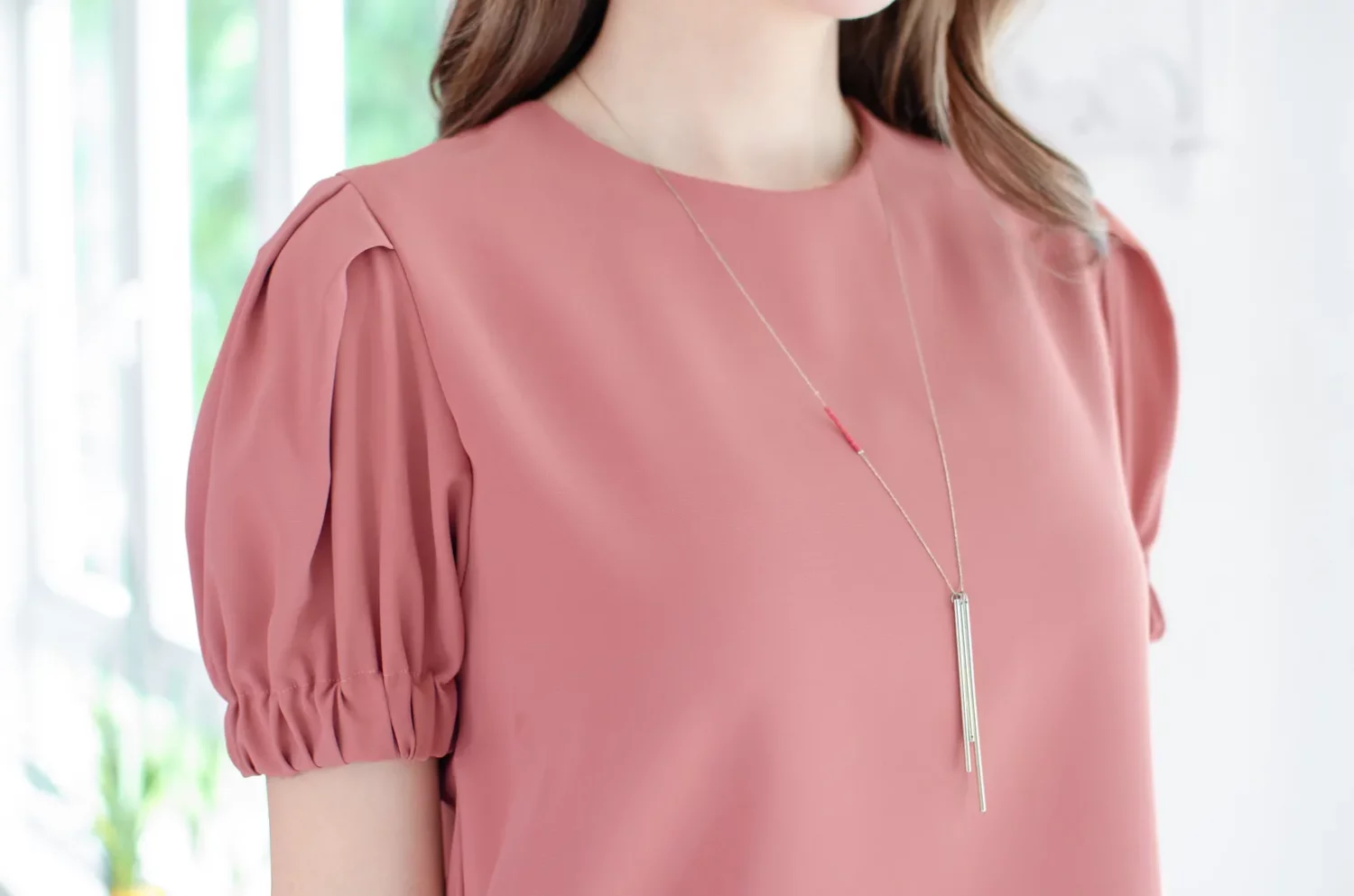 Alternative view of MT3016 Puff Sleeve Sophie Blouse – Brick