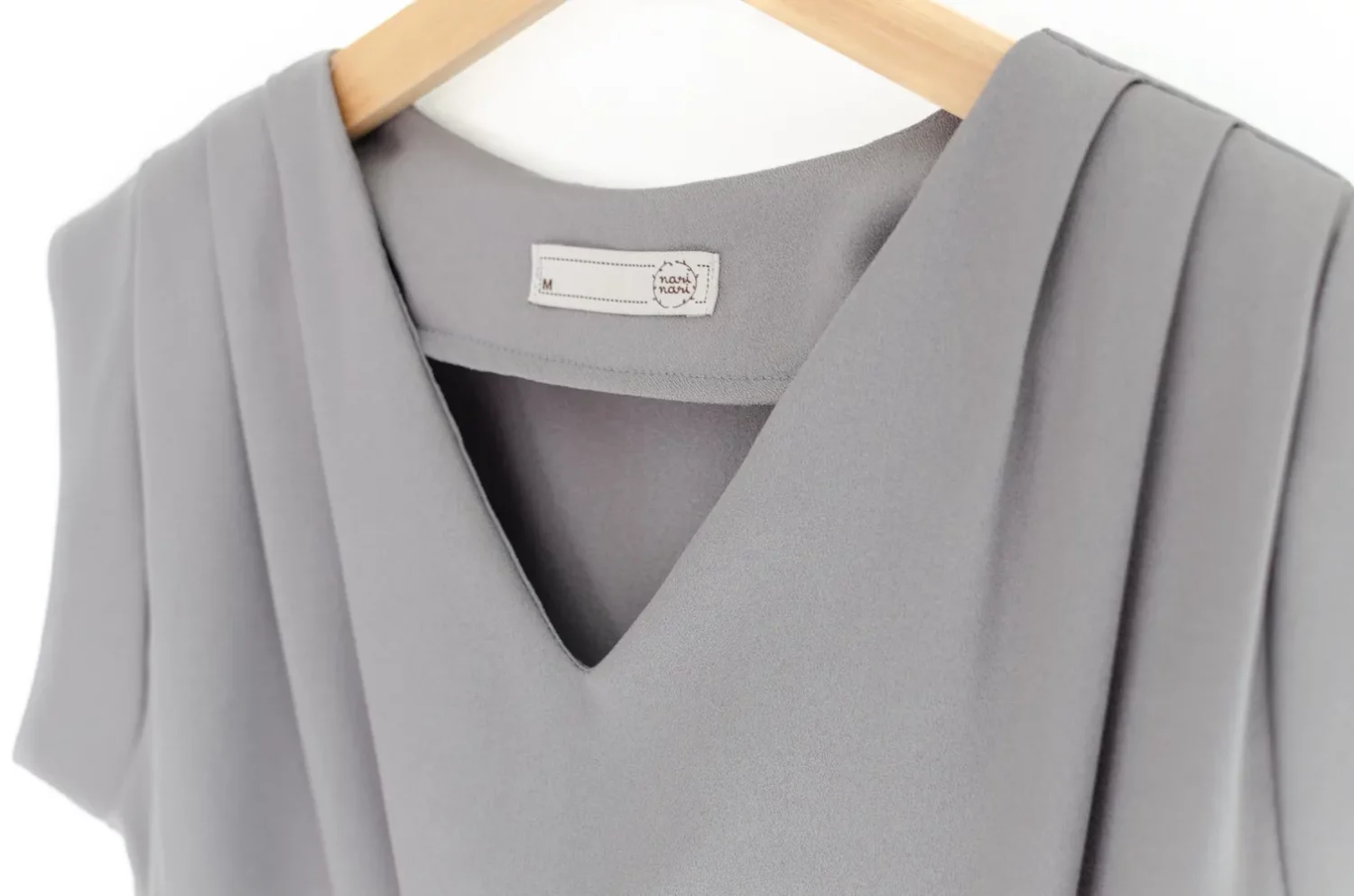 Alternative view of MT3100 Classic Sleeveless Blouse – Mid Grey