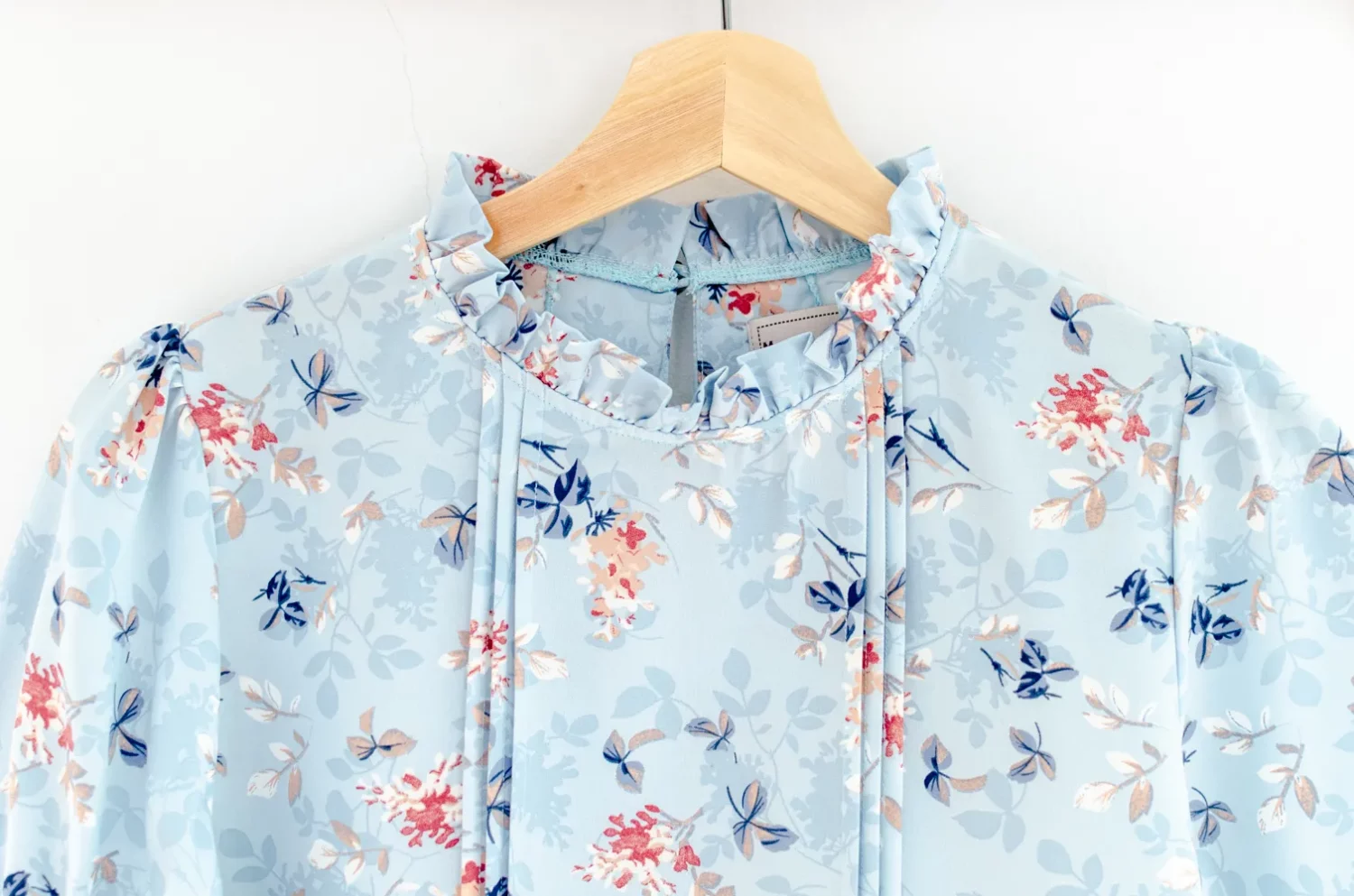 Alternative view of MT0404 Ruff Collar Balloon Sleeve Blouse – Pastel Blue