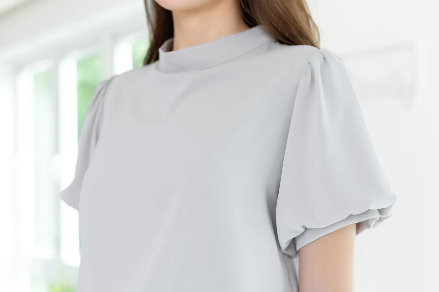 Alternative view of MT0707 Sophie Balloon Sleeve Blouse – Grey