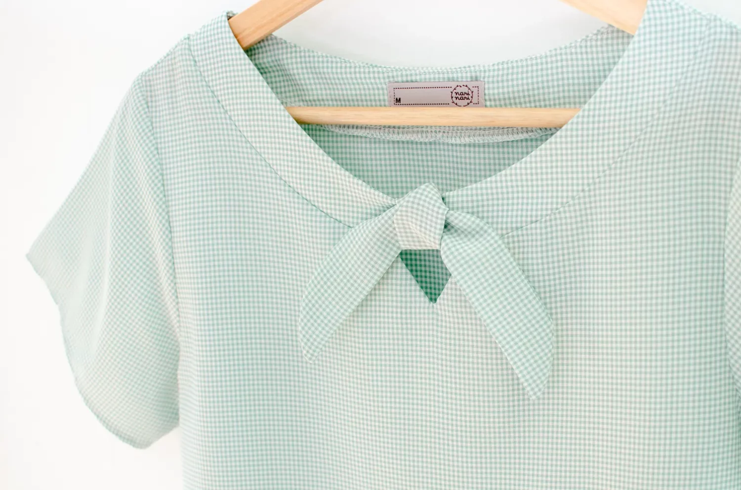 Alternative view of MT2001 Keyhole Neck Gingham Blouse – Light Green