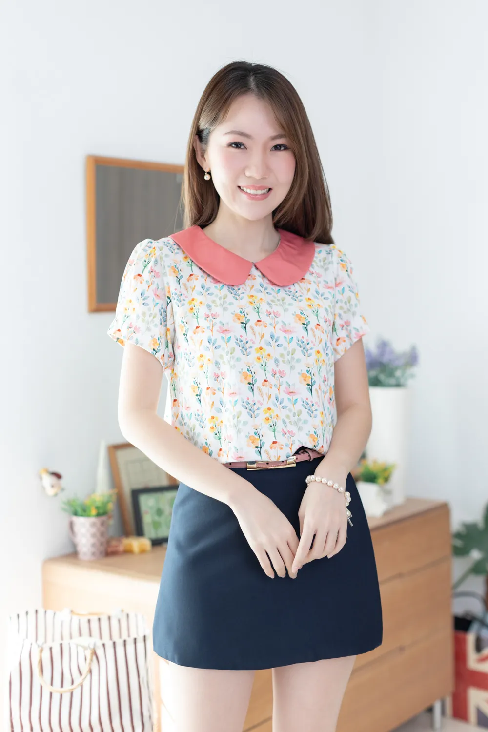 MT0106 Peter Pan Collar Folded Sleeve Blouse – White-Pink - Image 4