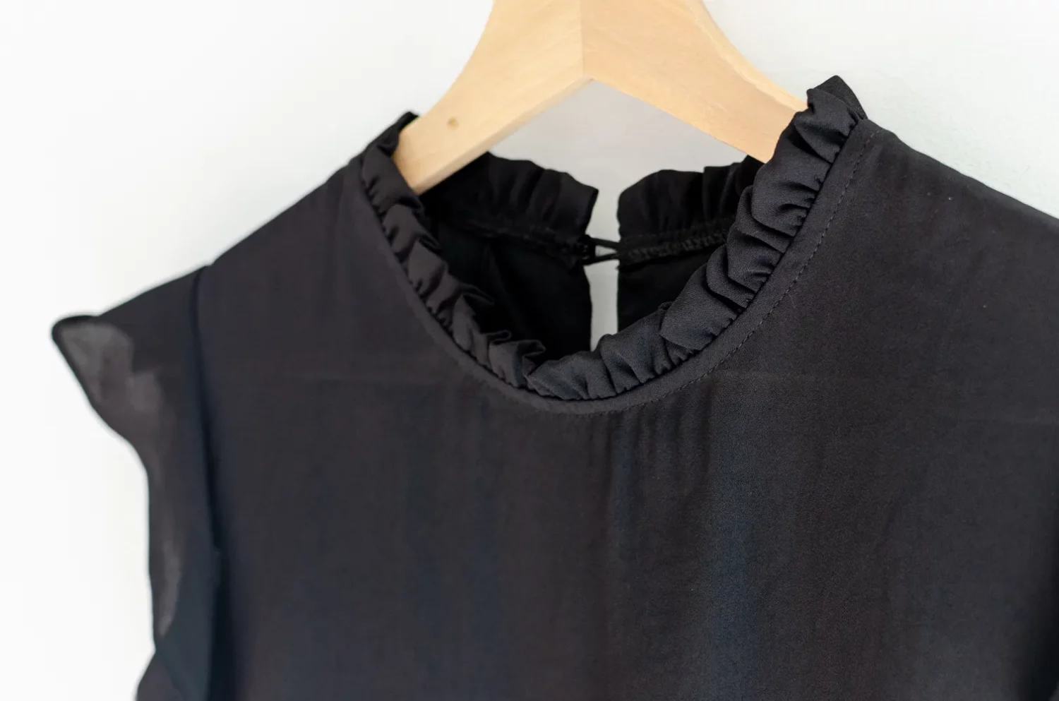 Alternative view of MT2711 Ruff Collar Frill Sleeve Blouse – Black