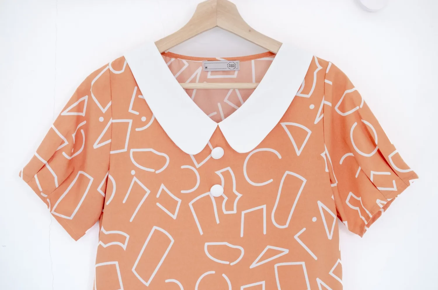 Alternative view of MT4428 Peter Pan Collar Button Blouse – Thai Tea