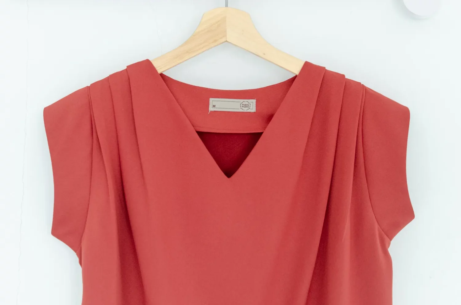 Alternative view of MT3100 Classic Sleeveless Blouse – Brick