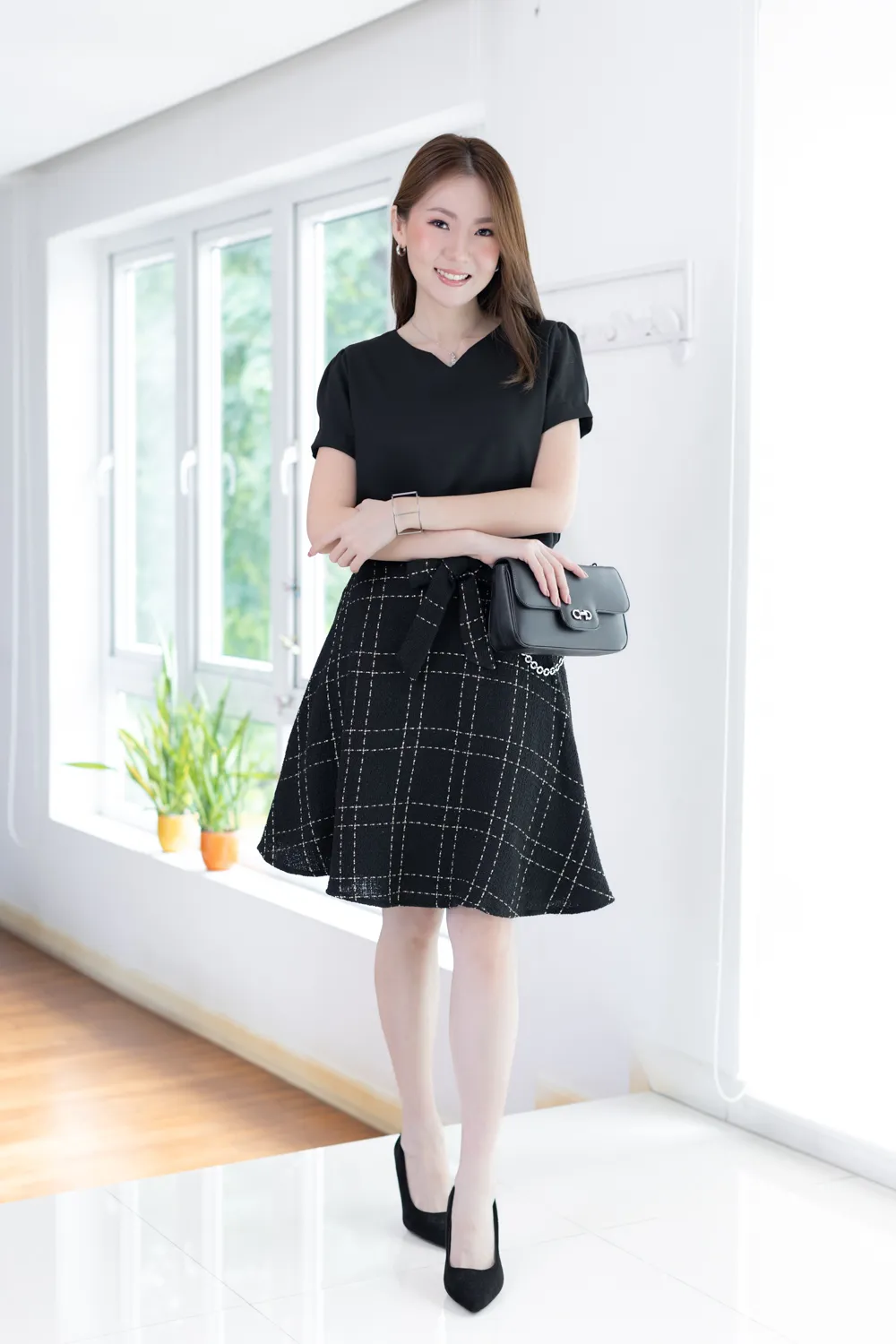 MT0206 Folded Sleeve Classic Blouse – Black - Image 4