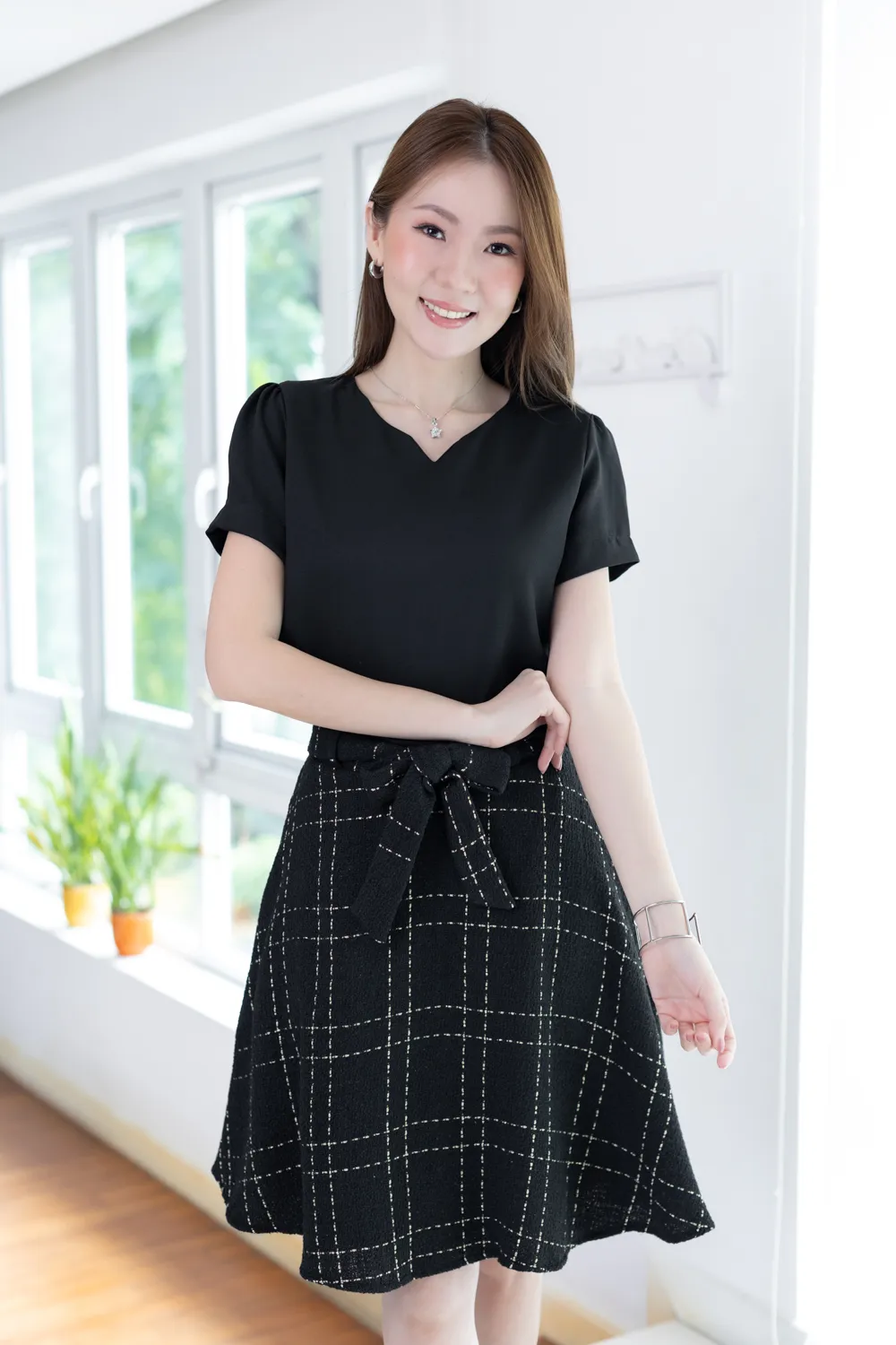 MT0206 Folded Sleeve Classic Blouse – Black - Image 6