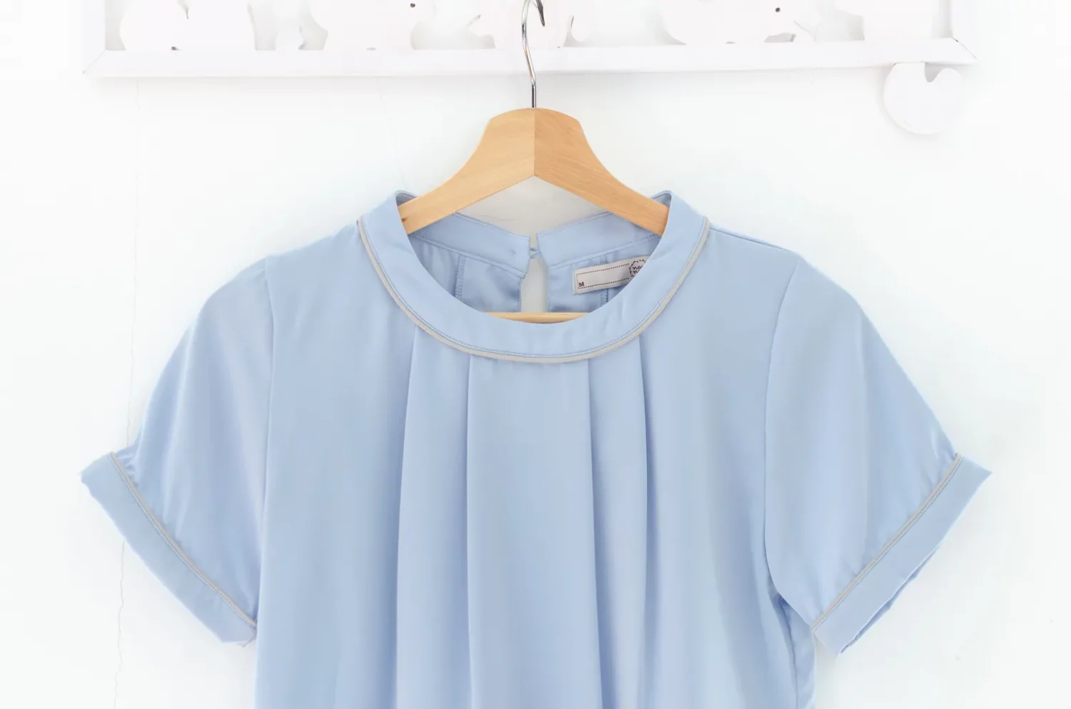 Alternative view of MT3417 Folded Front Sophie Blouse – Light Blue