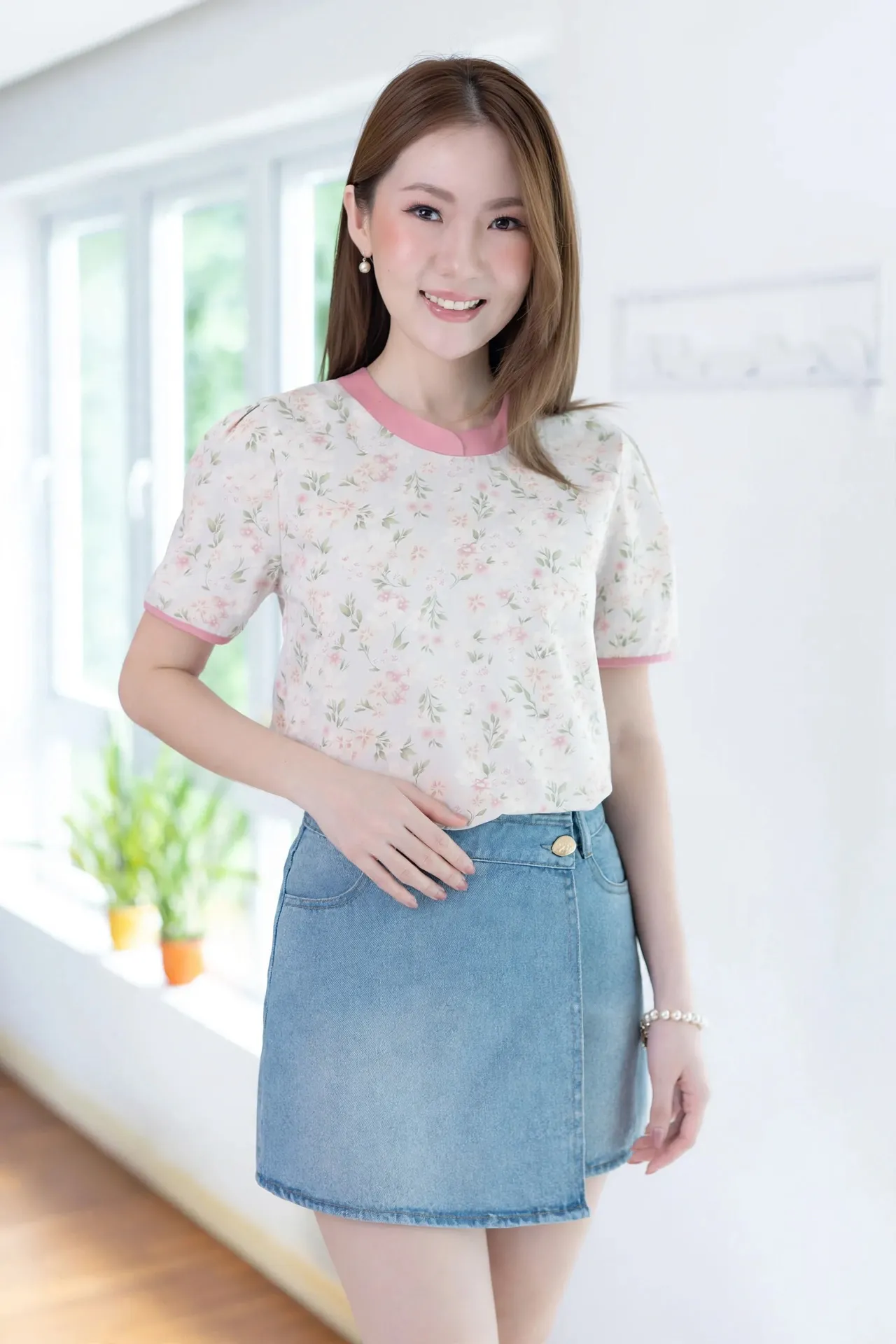 MT3721 Overlap Collar Floral Blouse – Pale Cloudy Blue