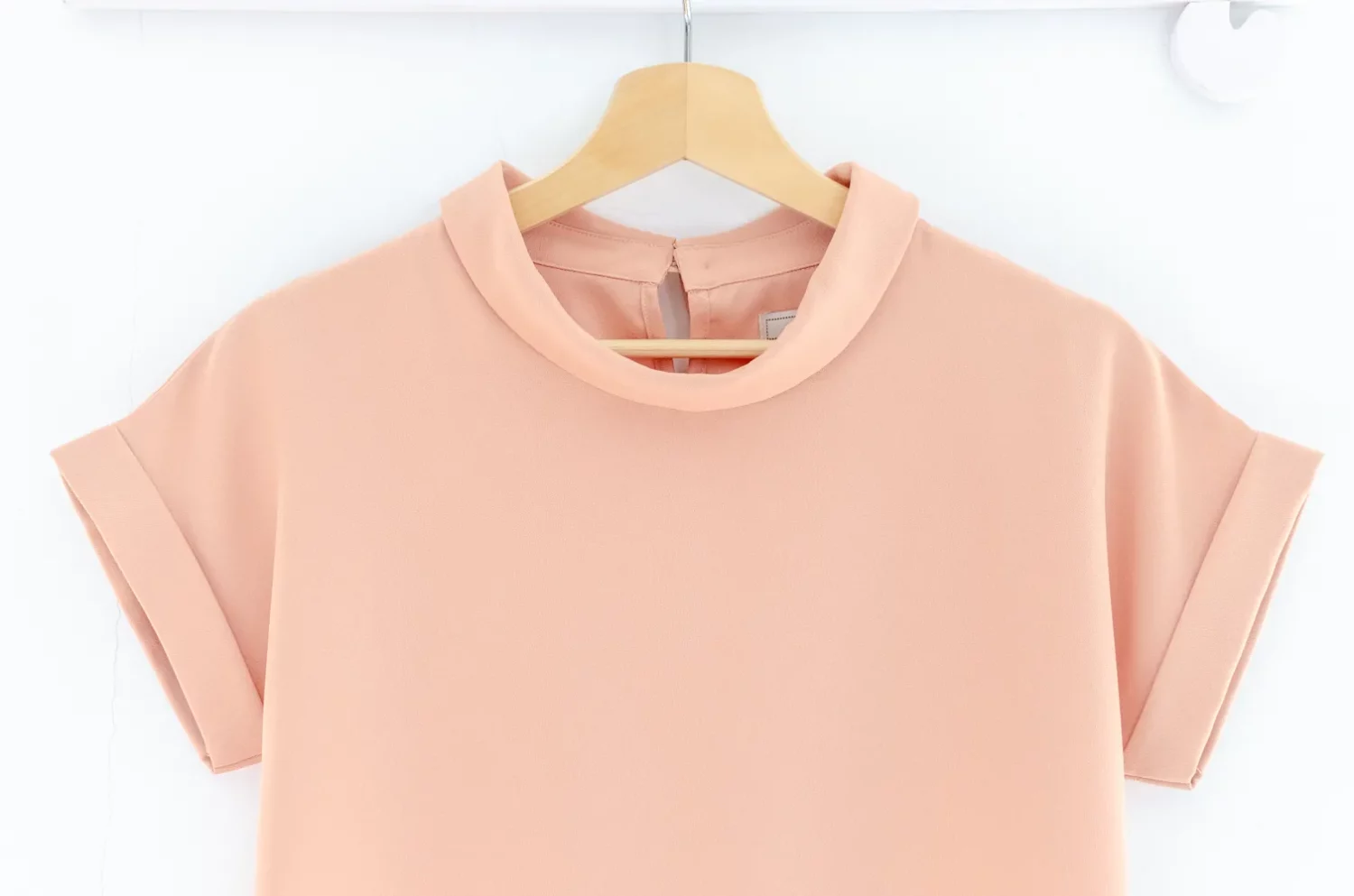Alternative view of MT2514 Folded Collar Blouse – Faded Peach