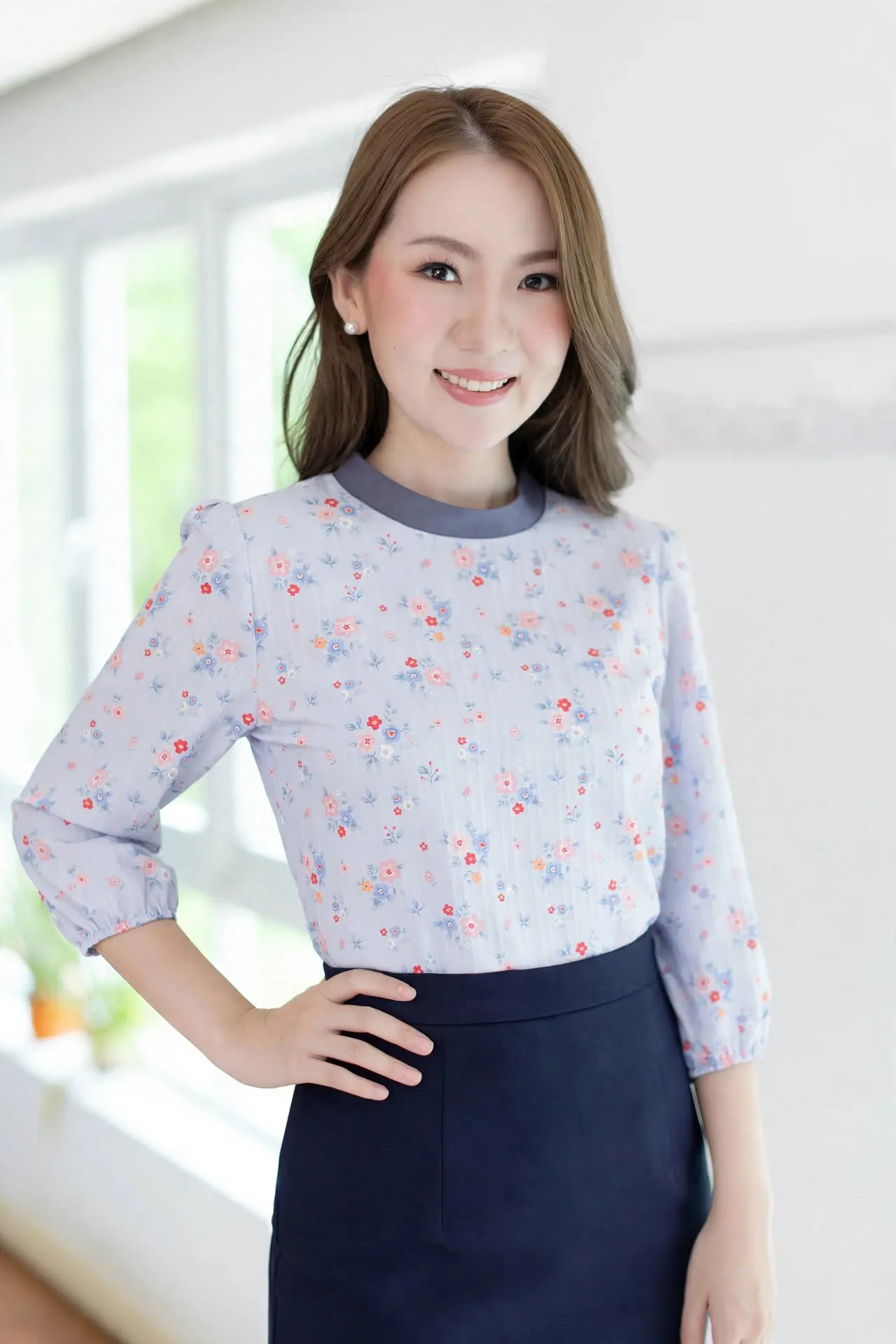 NT2509 Band Collar Floral Textured Blouse – Dreamy Violet