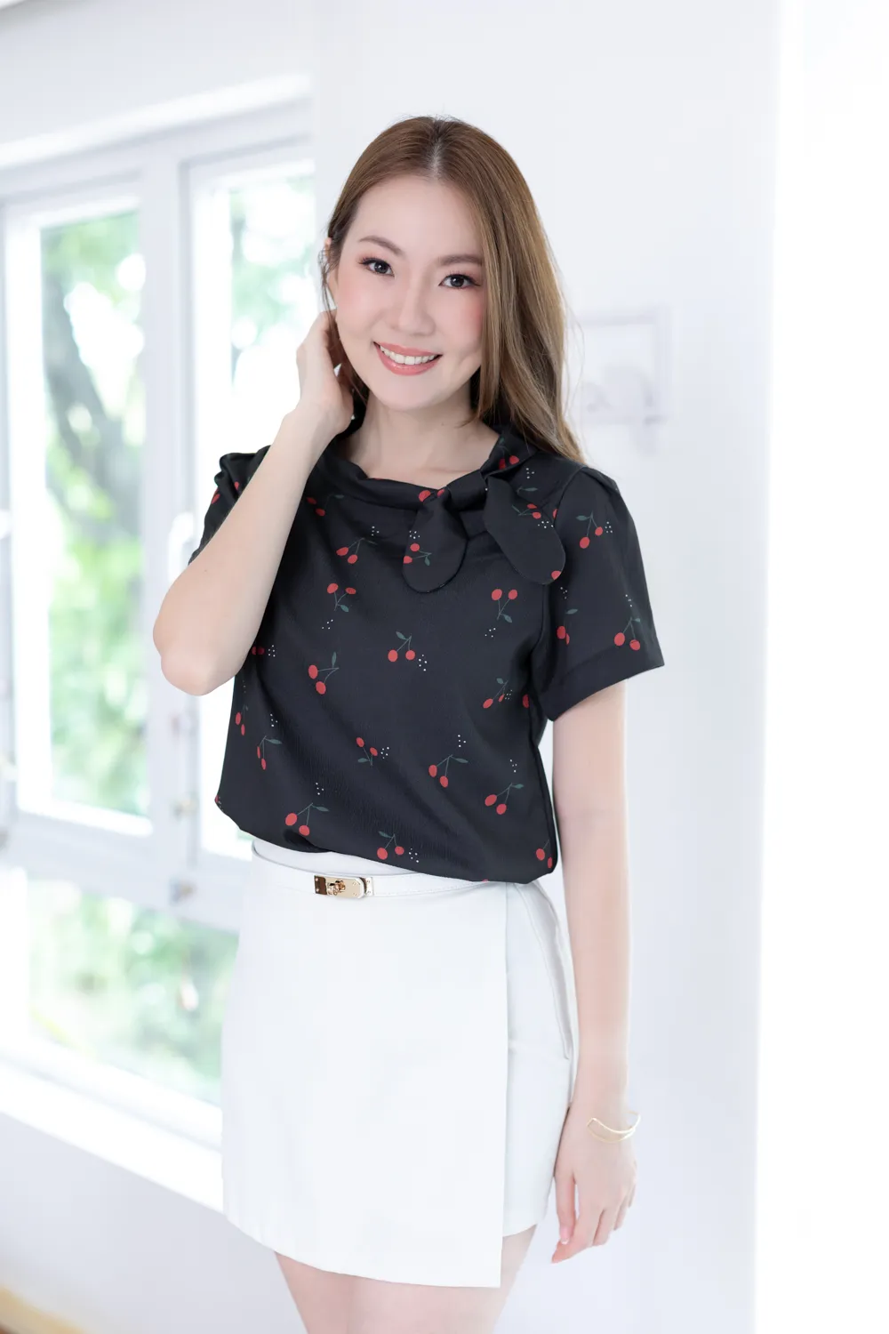 MT5139 Cherry Side Bow Crinkled Blouse – Black - Image 4