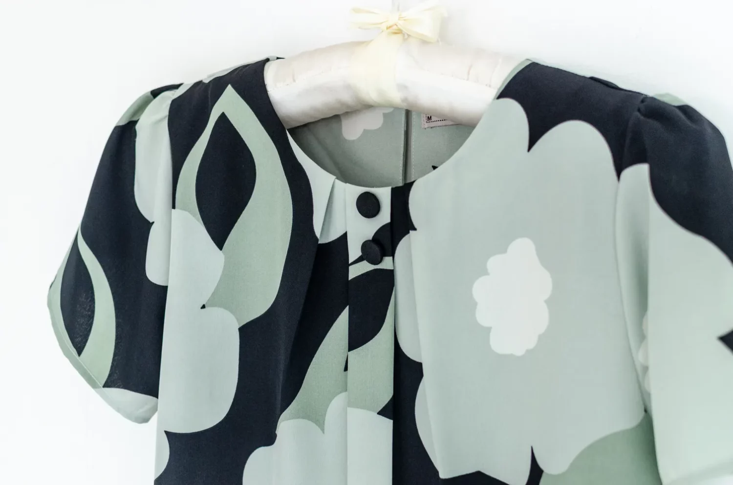 Alternative view of NT2328 Double Button Placket Blouse – Sage-Black