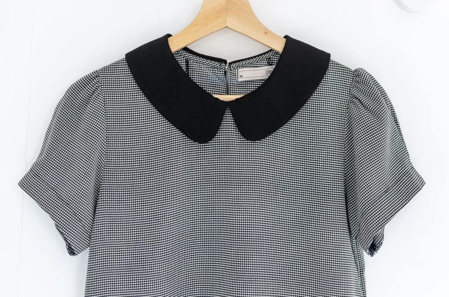 Alternative view of MT0106 Peter Pan Collar Folded Sleeve Blouse – Black Shinori