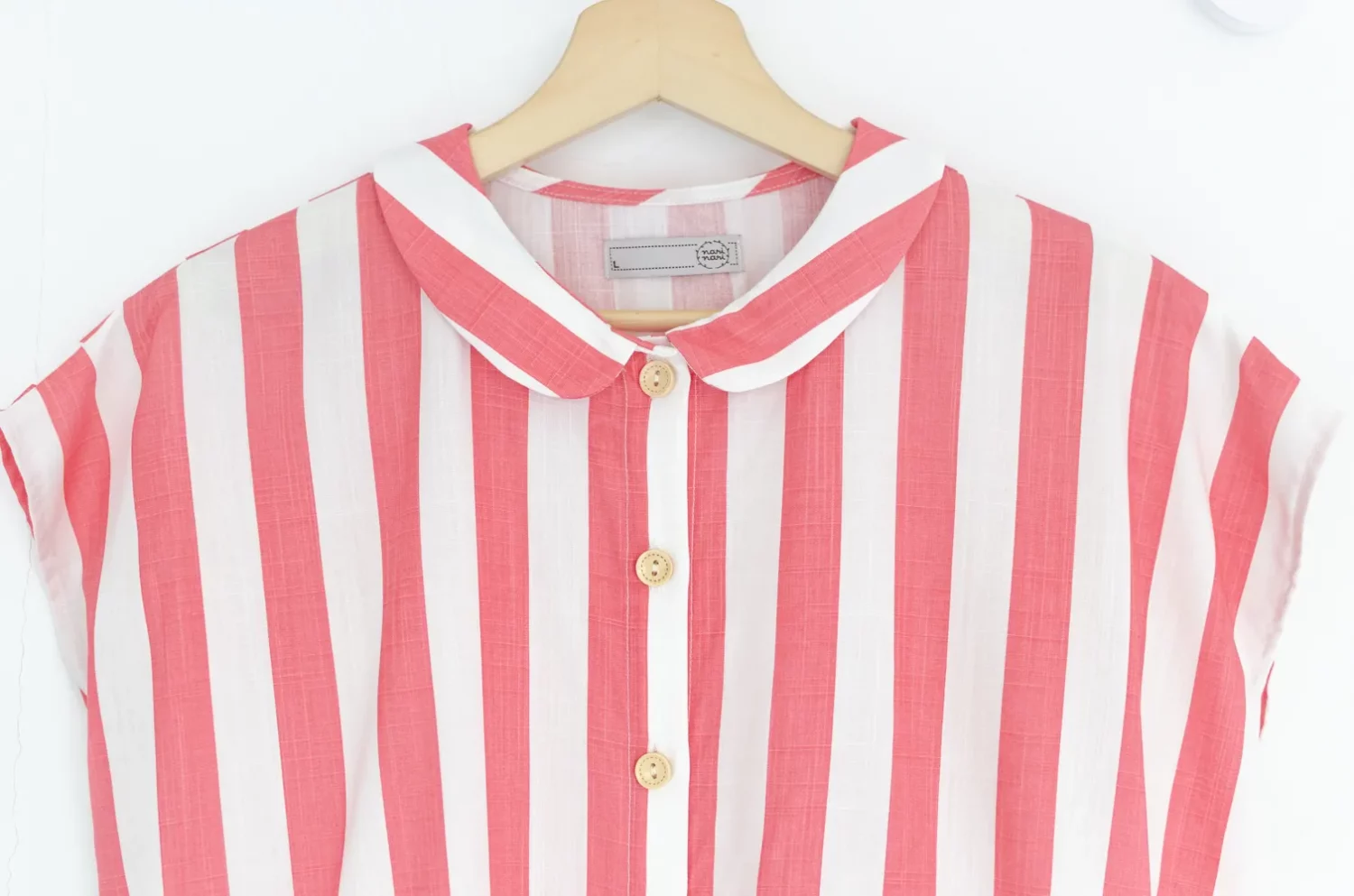 Alternative view of PT0300 Striped Crop Boxy Shirt – Merry Red