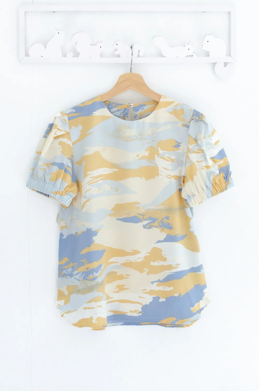 MT3016 Puff Sleeve Graphic Blouse – Sunrise Blue - Image 3