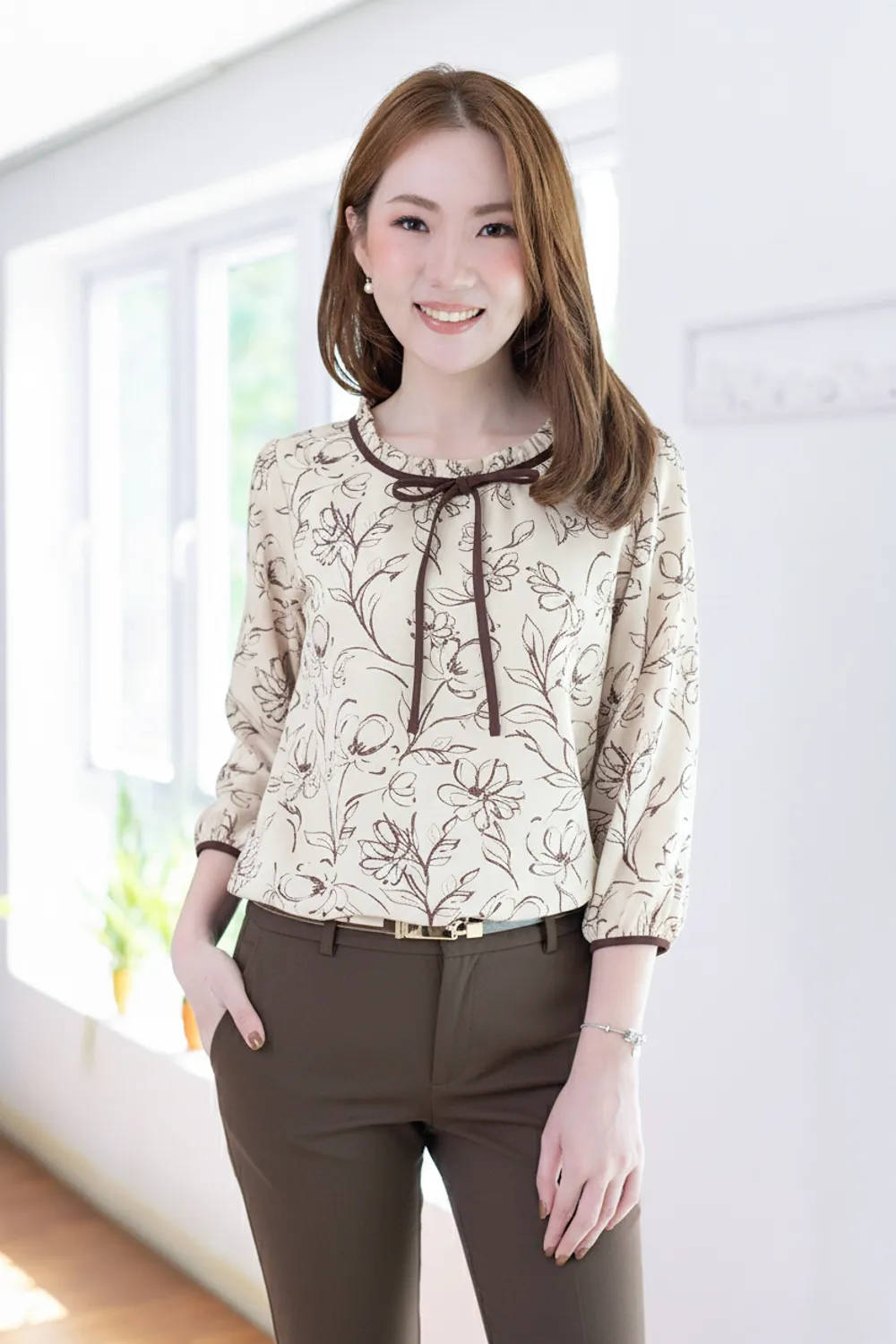 MT4834 Ruff Collar Frangipani Blouse – Cream - Image 6