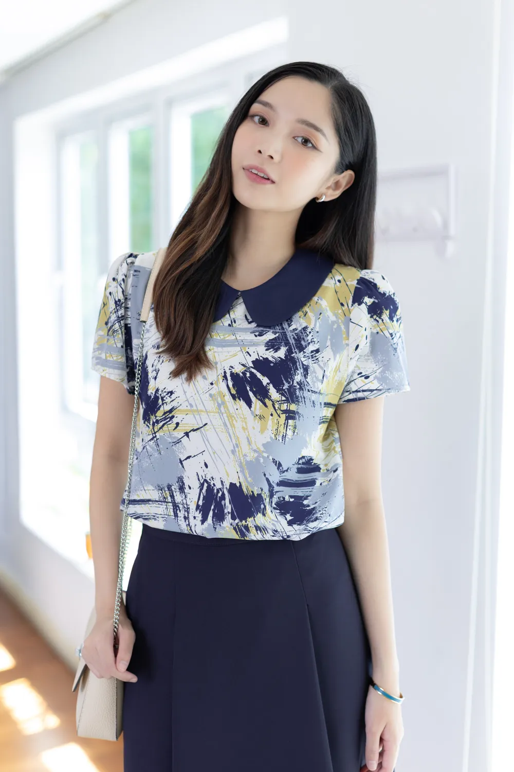 MT0101 Peter Pan Collar Graphic Blouse – Navy Blue - Image 6