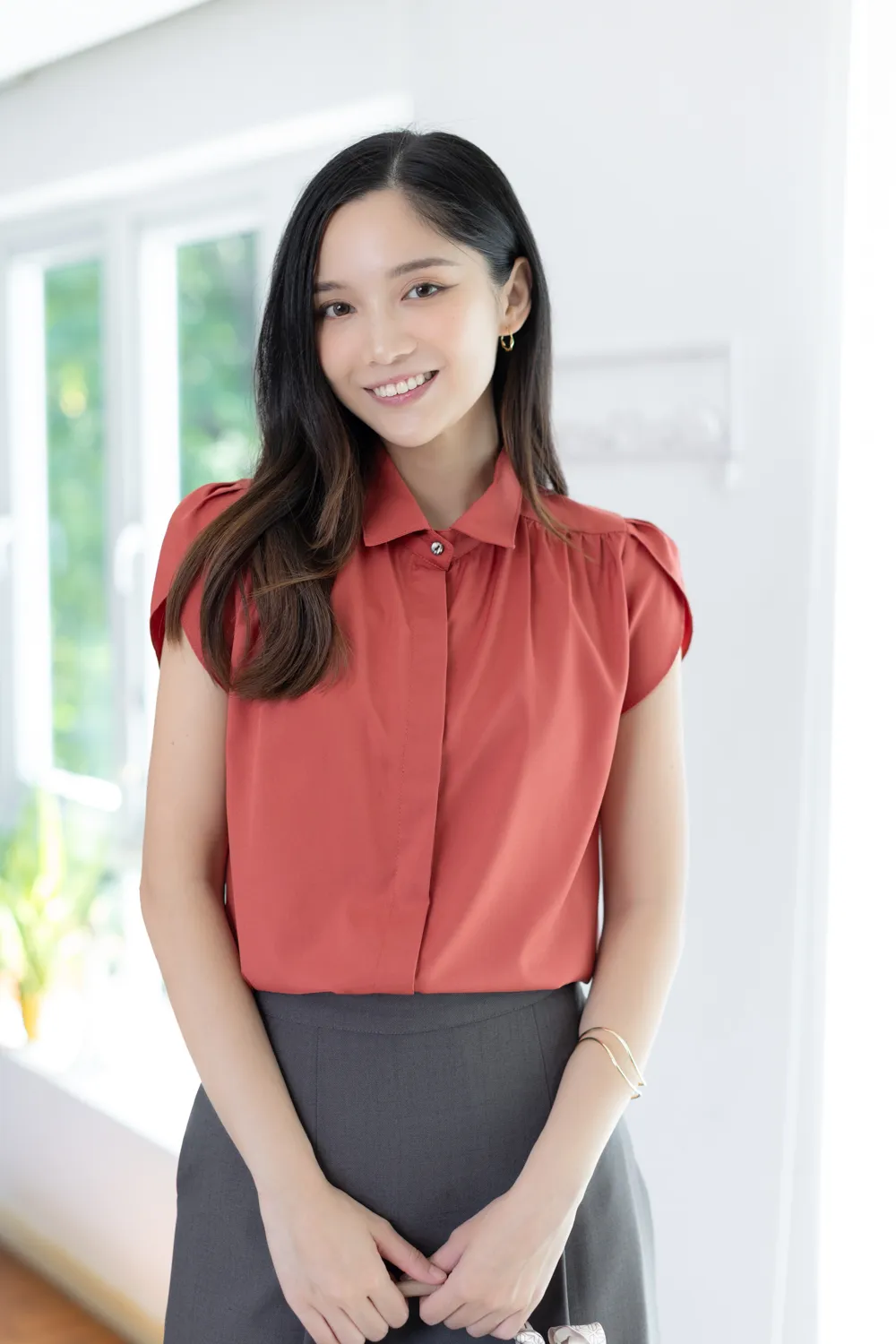 MN0222 Petal Sleeve Shirt – Persimmon