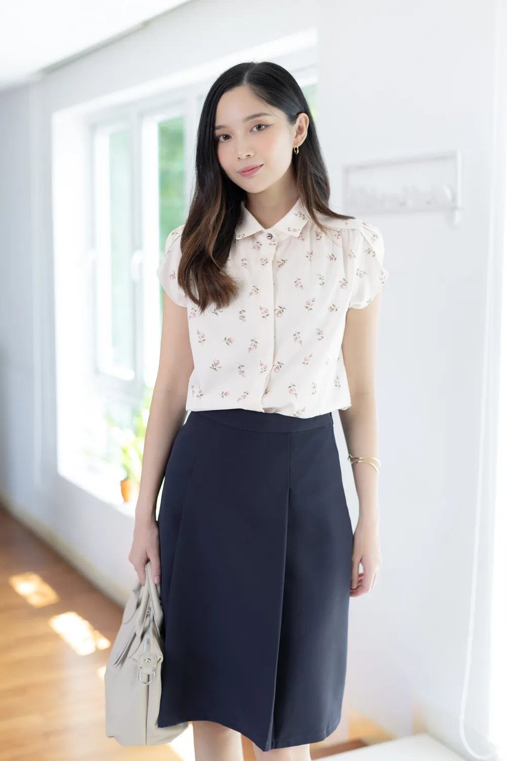 MN0222 Rosie Petal Sleeve Shirt – Vanilla - Image 5