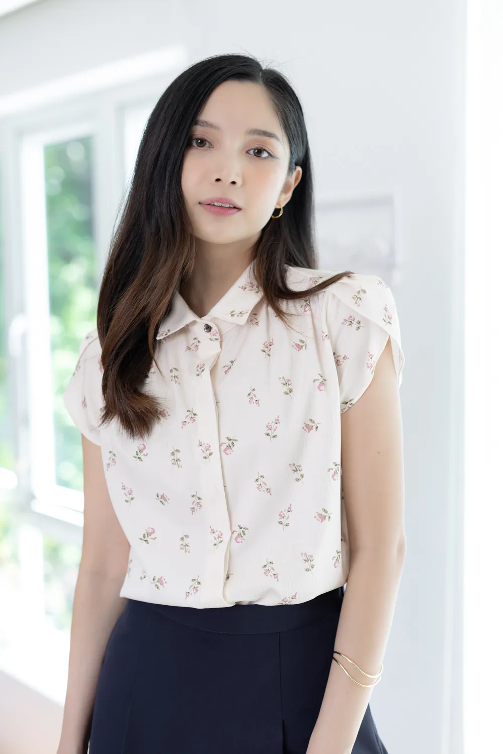 MN0222 Rosie Petal Sleeve Shirt – Vanilla - Image 6